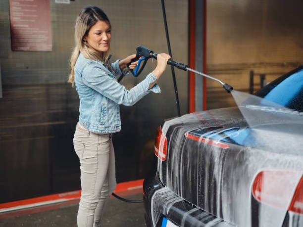 Best Concrete Pressure Washing  in Fredericksburg, IA