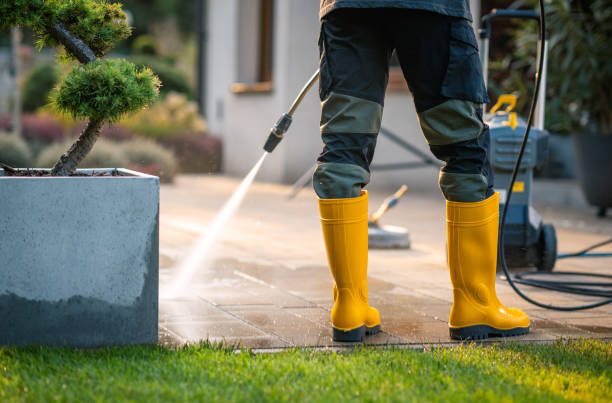 Best Roof Power Washing Services  in Fredericksburg, IA